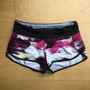 Multicolor lululemon speed up short 2.5”